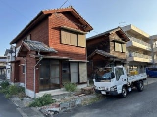 建物傾き　建物沈下